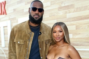 华体会体育官方皇马的赞助商-夸梅：如果传出詹姆斯和白人女性有染 你还会把他当偶像吗？